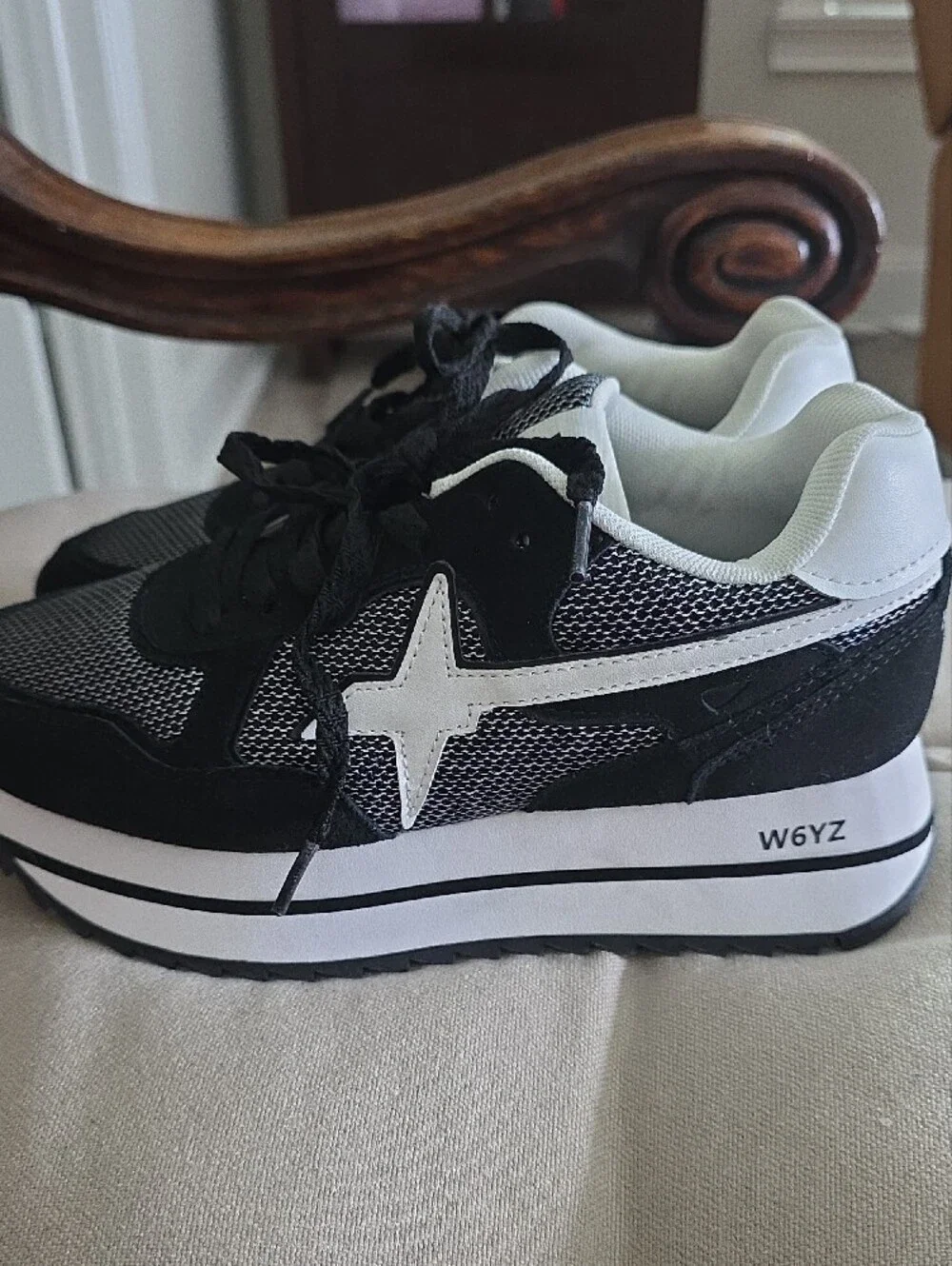 Womens W6YZ Just Say Wizz Black & White Runner Sneakers